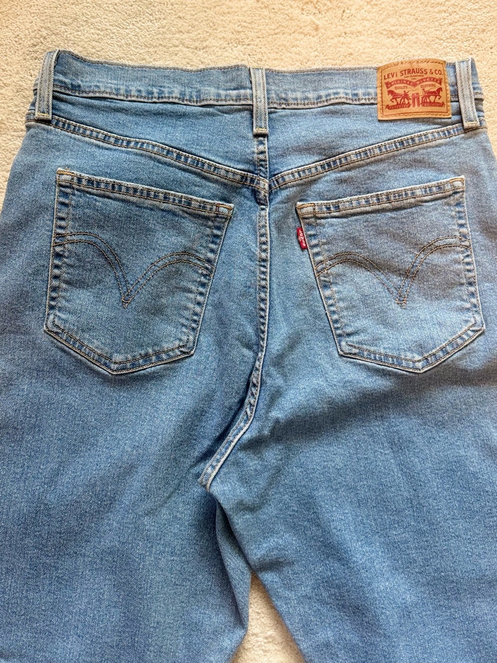 Levi's Ribcage  Straight Ankle Denim Jeans - Picture 9 of 10